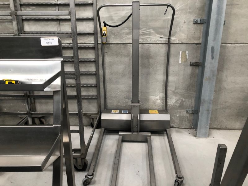 Syspal Portable Hoist at Food Machinery Auctions